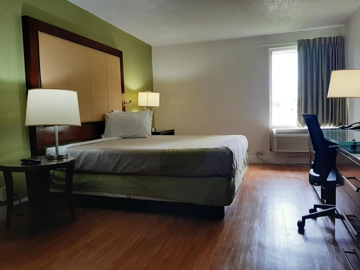 Econo Lodge Airport Near Billy Graham Parkway Charlotte Eksteriør bilde
