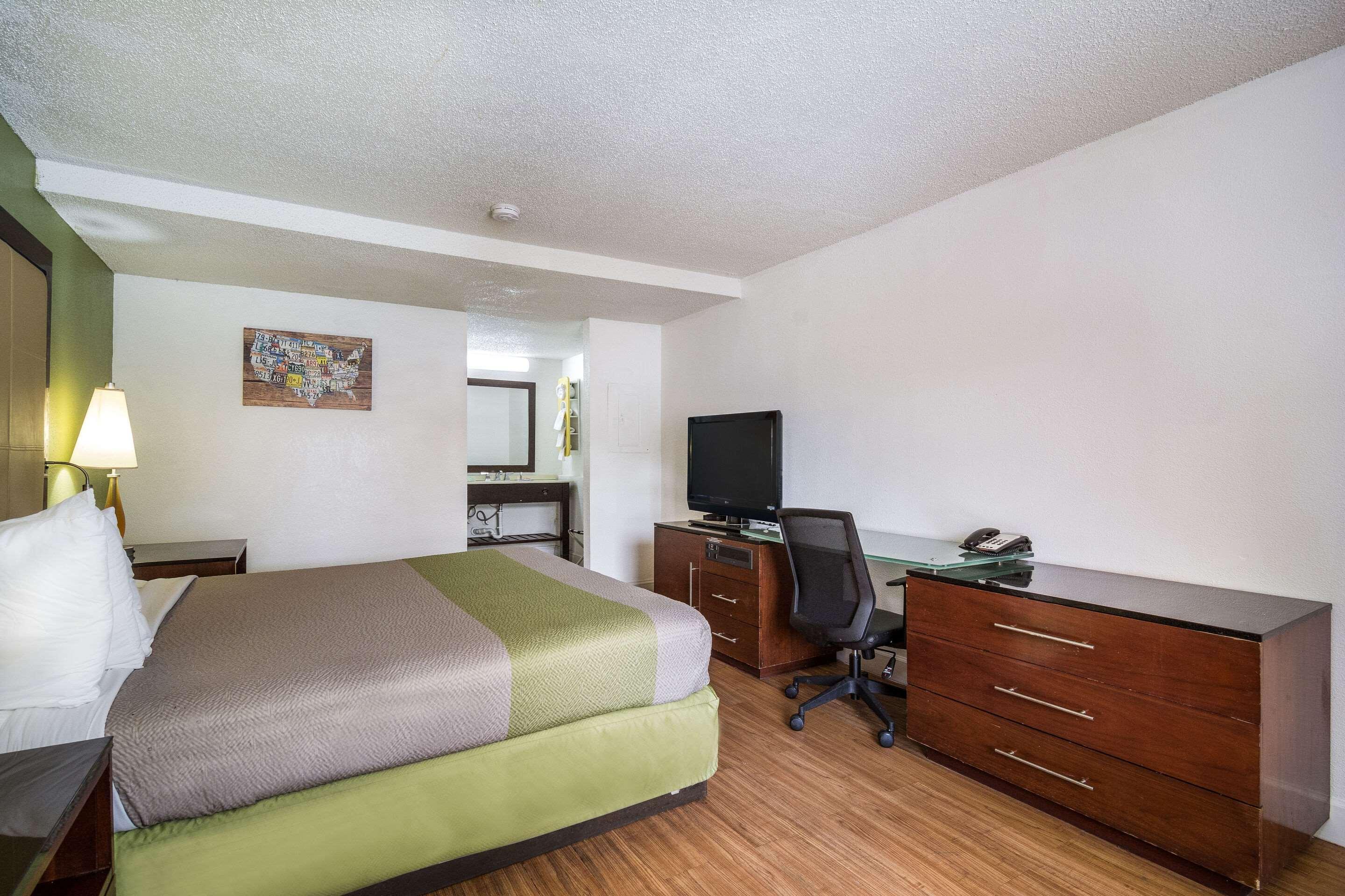 Econo Lodge Airport Near Billy Graham Parkway Charlotte Eksteriør bilde