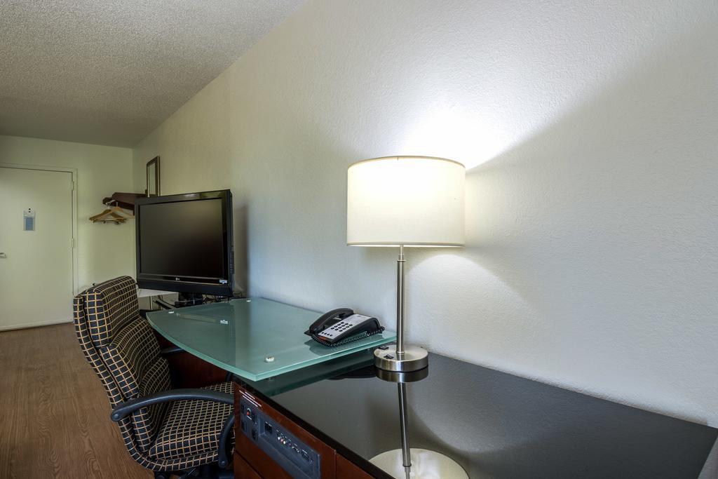 Econo Lodge Airport Near Billy Graham Parkway Charlotte Eksteriør bilde