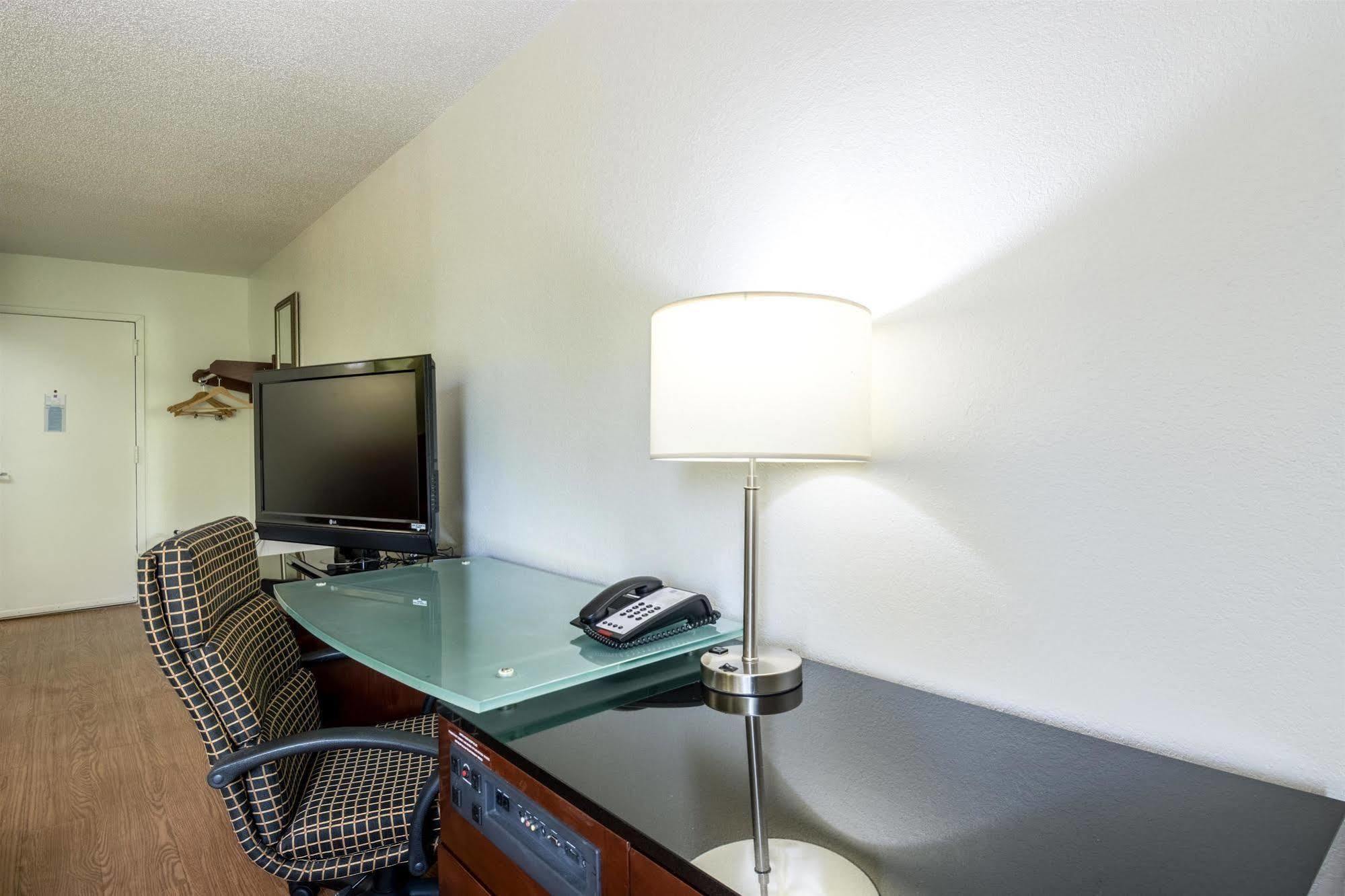 Econo Lodge Airport Near Billy Graham Parkway Charlotte Eksteriør bilde