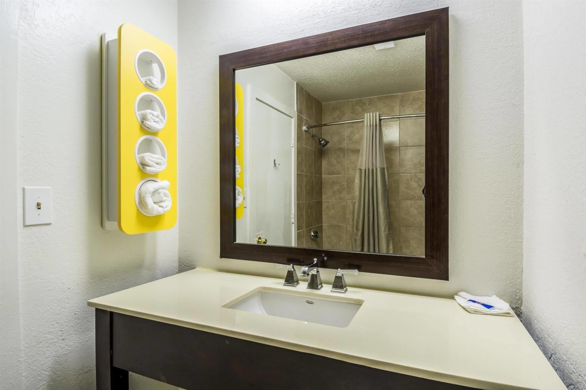 Econo Lodge Airport Near Billy Graham Parkway Charlotte Eksteriør bilde