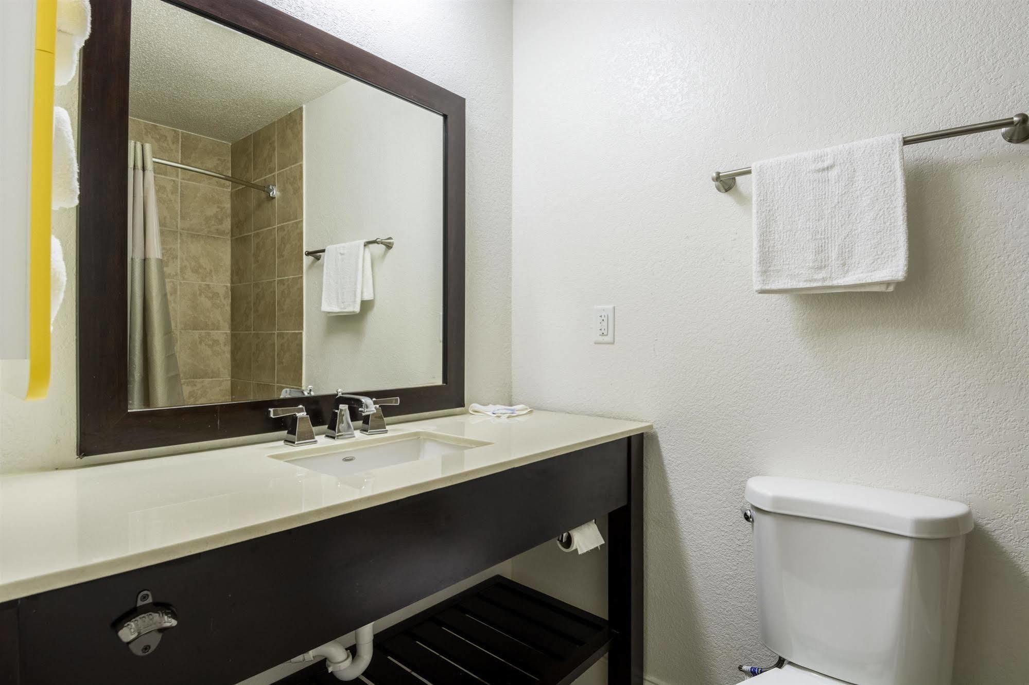 Econo Lodge Airport Near Billy Graham Parkway Charlotte Eksteriør bilde